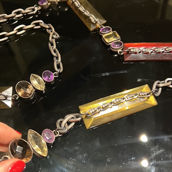 Long chin - Picture 2 of 5